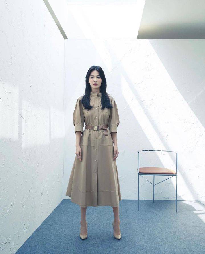 广告|公司里若有这么美的女主管，每天都想去上班！宋慧乔示范干练优雅的职场穿搭