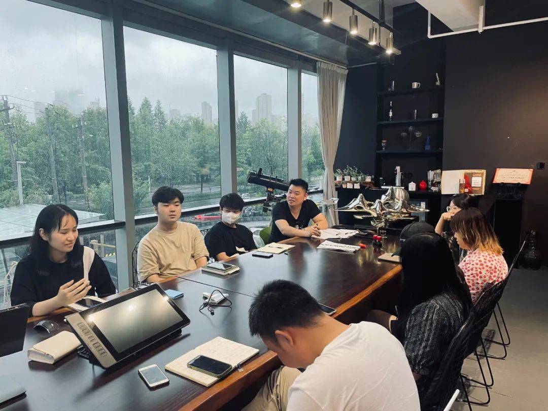 品牌|LK朗威 | 设计基础研究 周会：品牌中的艺术 · 国潮手绘与插画