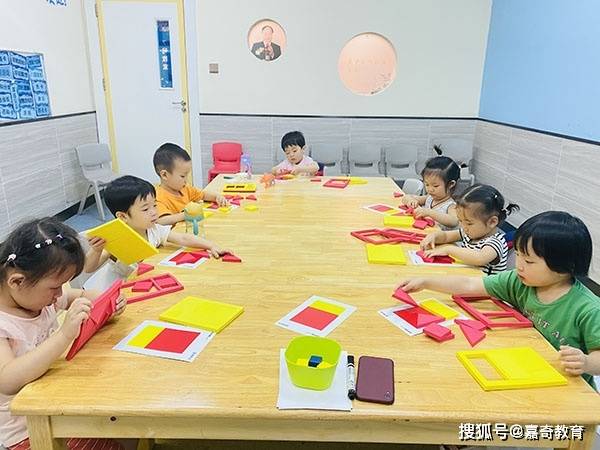 教育|早教班和幼儿园有什么区别，到底送孩子上哪个好