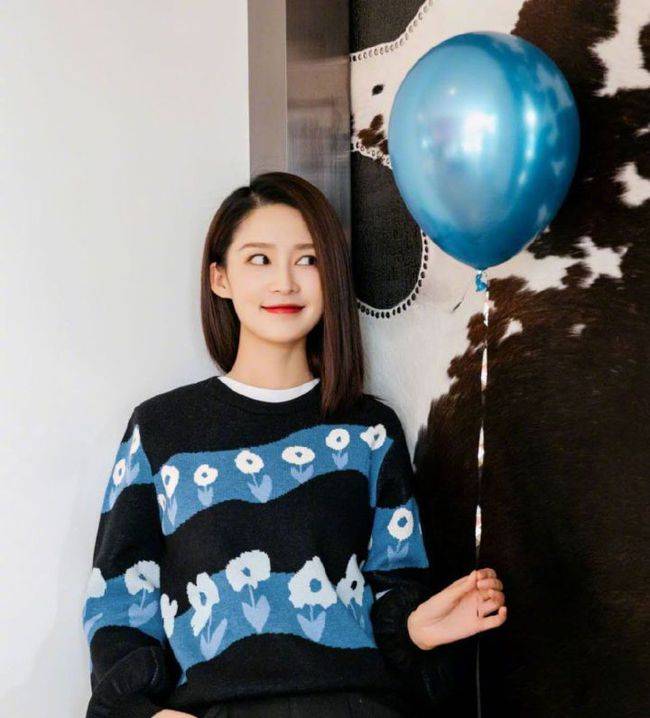 灯笼|复古百搭还不挑人,好看又清爽的潮流穿搭。