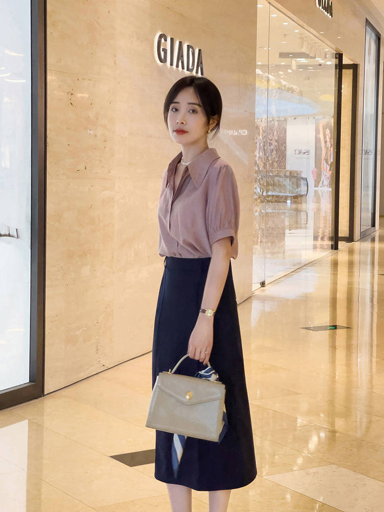条纹|小个子女生如何穿显高？条纹衫配牛仔裤显瘦还提升气质，高级洋气