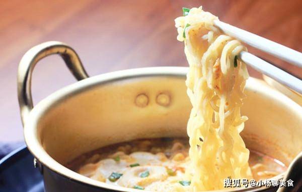 体重|“越吃越胖”的5种零食,瓜子榜上有名,若你爱吃,体重悄悄涨