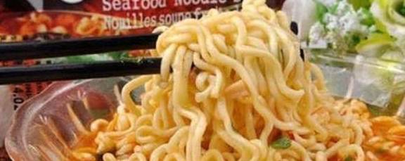 全球|7种辣上天的零食，吃个辣条都得签生死状，图1仅30克至今无人吃完