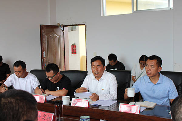绿春县戈奎乡与云南国土资源职业学院召开结对帮扶座谈会