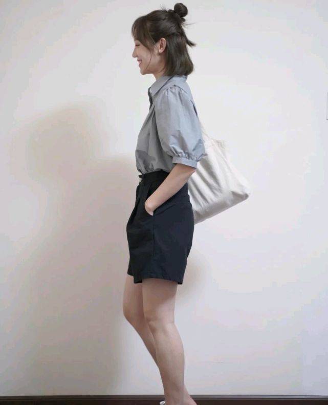 服装|衬衫虽然很简约，但只要会搭配，就能穿出精致的美感