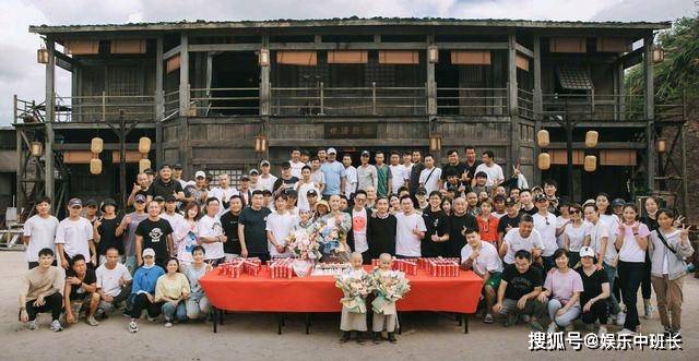 演技|秦俊杰新剧《飞狐外传》杀青，女主是《变成你的那一天》里的她！