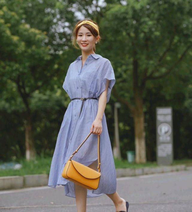 服装|小个子穿搭示范，注意穿搭细节，轻松穿出腿长的视觉效果