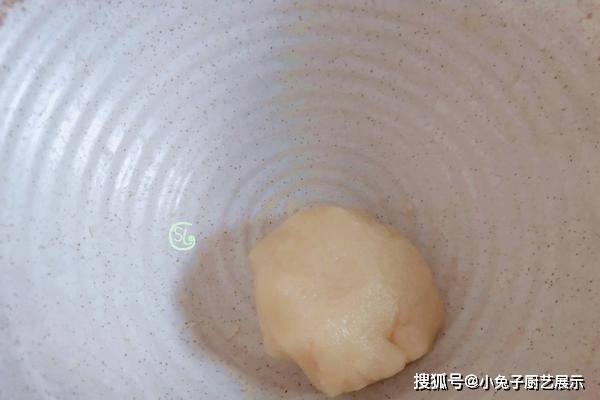 葱花|这才是面粉最解馋做法,不烤不炸,简单一做,咸香酥脆,孩子爱吃