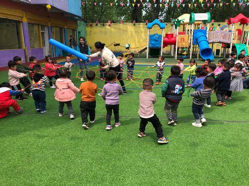 能力|公立幼儿园和私立有何不同？公立的好处，会在小学2年级爆发