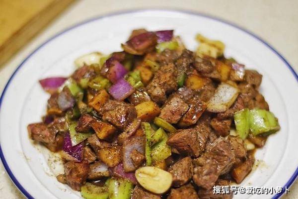 牛肉粒怎么炒好吃家常做法 c4740d38f2ef4a9aa70d74dc74bc27e4.jpeg