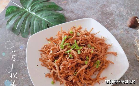 做法|鸡胸肉这样做，大人小孩都爱吃，美味可口，三两下做一盘，不够吃