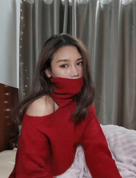 蹦床|蹦床亚军刘灵玲口红色号大火！私服爱穿紧身针织衫，港式风情超美
