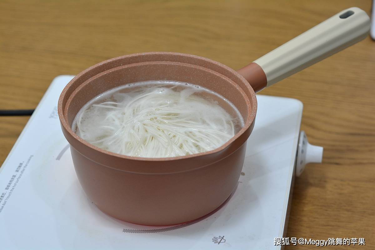 美食|拒绝高油高盐外卖餐，10分钟营养早餐在家做，精致美味可以有