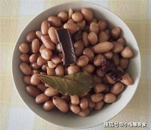 步骤|它是看剧必备零食,一煮一泡就吃,脆嫩入味有嚼劲,下酒也合适