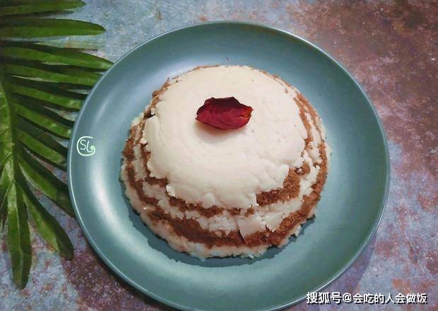 做法|这才是大米好吃的做法，松软香甜，做法简单，是小糕点也是早餐