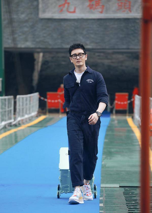 成功|黄晓明“去油”成功？暴瘦20斤帅出新高，baby改造太成功了