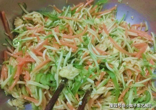 煎饼|太喜欢吃这个早餐了,做法简单,还美味,一周做三次,营养又解馋