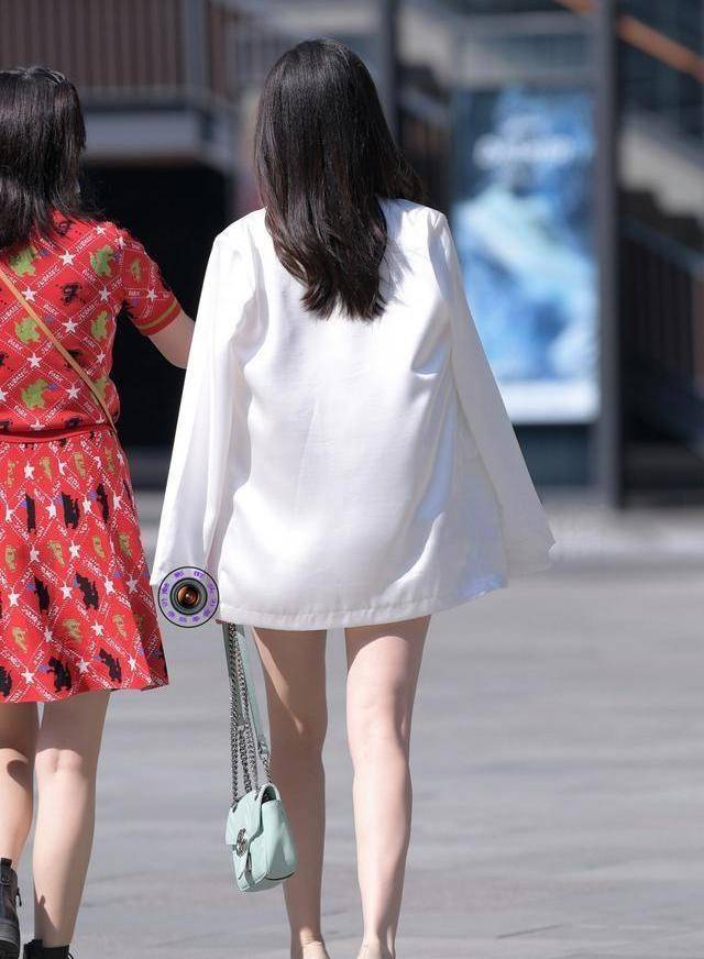 仙女|一袭色彩饱满的连衣裙,层次分明气质出众,很配你这个小仙女