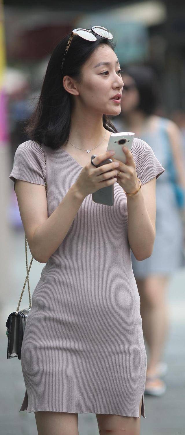 夏天|精致漂亮的连衣裙展现女神风范，展现女性气质，优雅出街