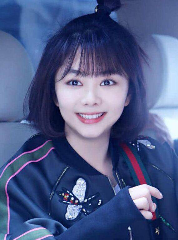 脚踝|蛇纹短靴同豹纹一样百搭纤细的双腿依然可以仙气飘飘