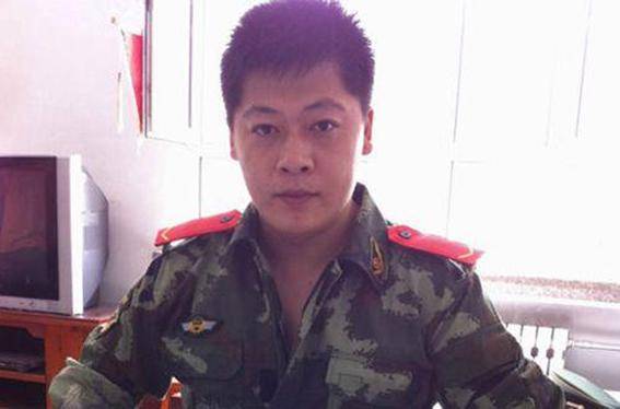 角色|同被赵本山力捧，今一个晋升二线明星，一个开店卖烧烤