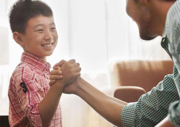 大儿子|大儿子现在不接受母亲肚里的男胎，当看到刚出生的弟弟会心软吗？