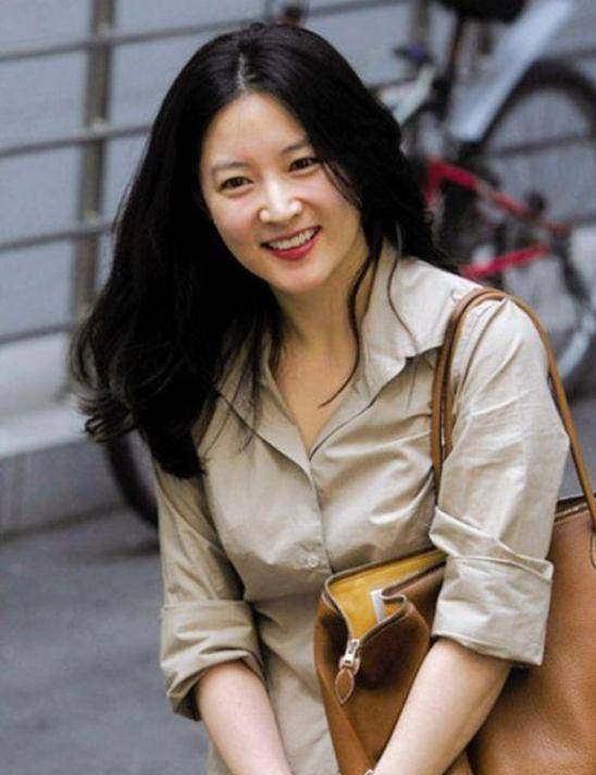 女神|李英爱自然老的样子真美好，虽然打扮得有些朴素，但气质是真的好