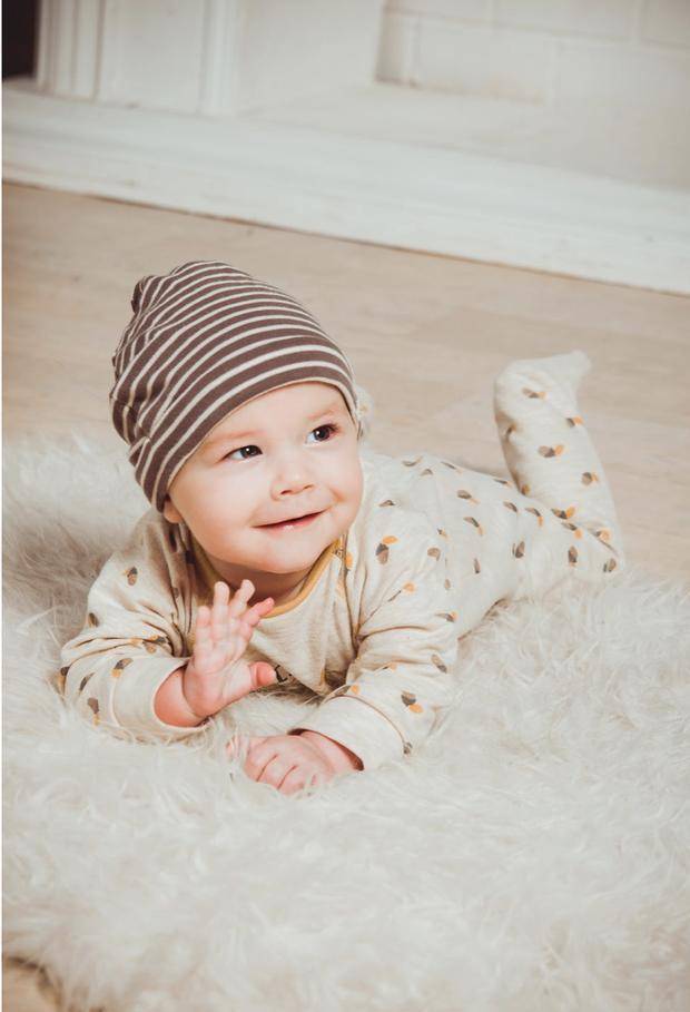 婴儿几个月开始不握拳头 cdd751db08944d3fb30adf898d7a02c0.jpeg