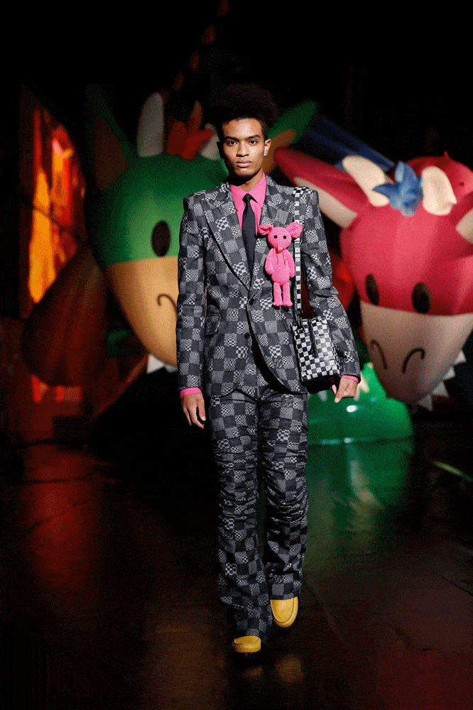 短裙|时隔8年棋盘格又成爆款？周迅短裙时髦俏皮，刘雯杨幂私服带货