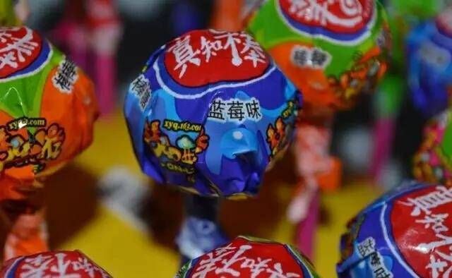 ad|曾经以为停产的童年零食尚在，长大后的你，还想去吃吗？