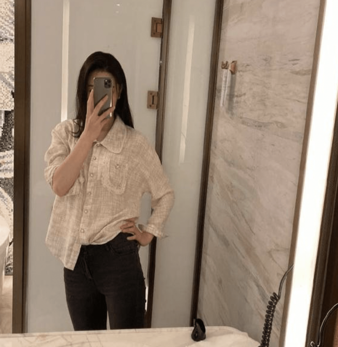 孙一文|脱下击剑服的孙一文好美,穿小香风衬衫优雅高级,气质不输女明星