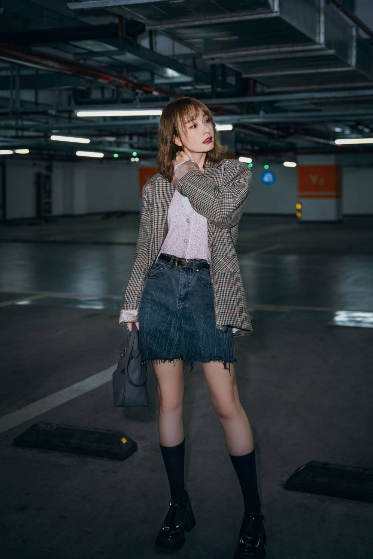 小个|吴昕的女神气质没得说!露背链条蛋糕裙复古高雅,完美蜕变真惊艳
