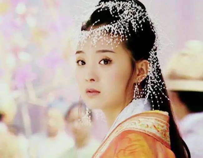侵权|满天星头饰有多美？王艳、唐宁美到肝颤，最后一位宛若天仙！
