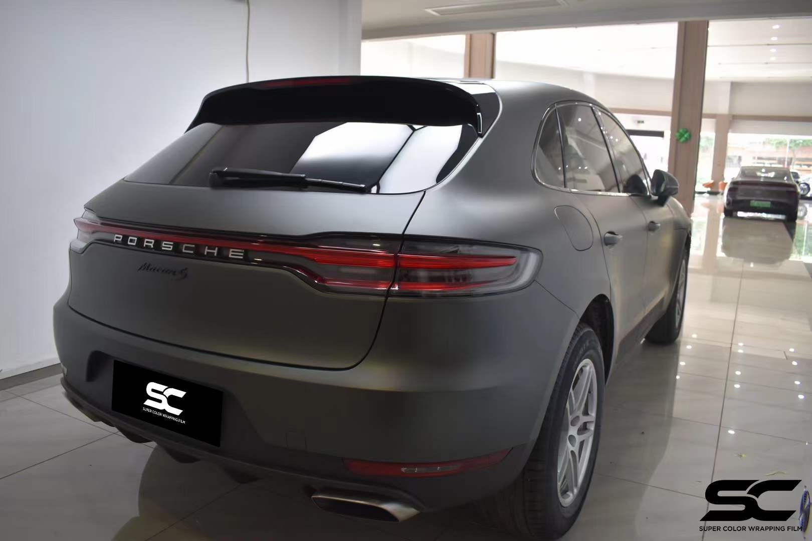 保时捷macan汽车贴膜scfilm改色膜超亚神秘绿