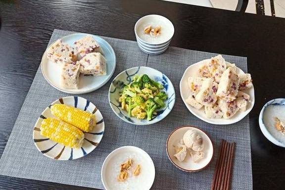 电饭煲|天天1桌极速早餐走红,朋友看了都羡慕,网友:脑洞大开了