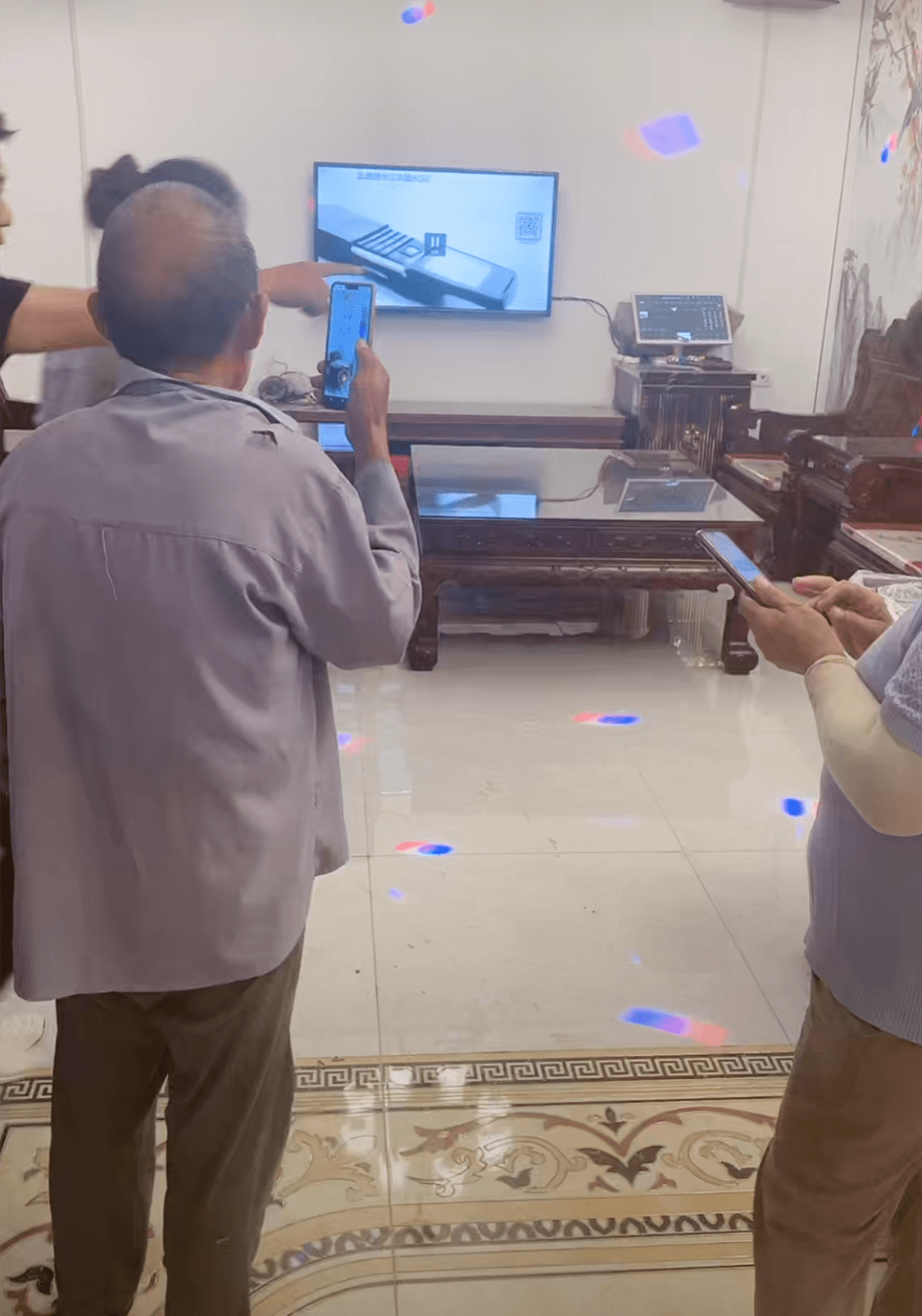 大衣哥家的豪华别墅 d3424f13667a43d9a6fbe554735c3b8f.png