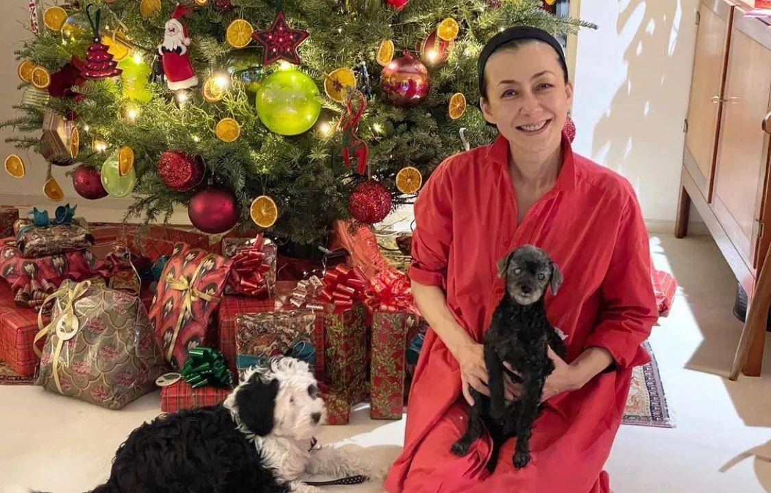 颜色|60多岁的女人，多穿这种素雅裙！遮肉藏肚时髦洋气，不化妆也美嫩