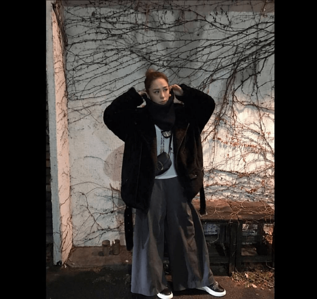 水平|阿娇颜值水平过硬，穿一身普通素人打扮，也有十足高级女明星气质