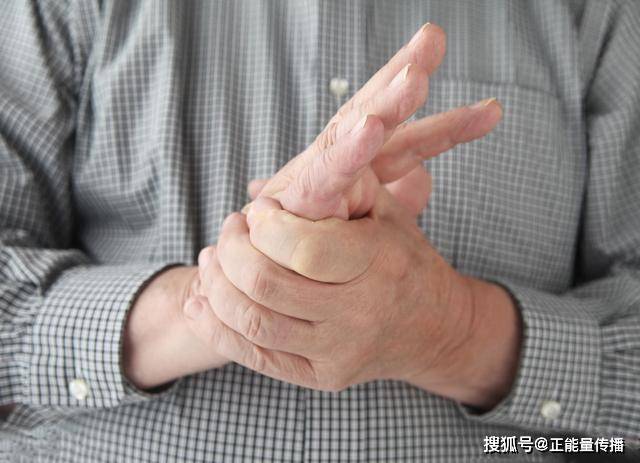 并发症|血糖高,脚知道?脚部若有这4“异常”,说明“血糖”还待控制