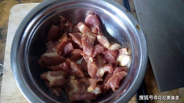 d545fc45352445abab949928c7066016.jpeg