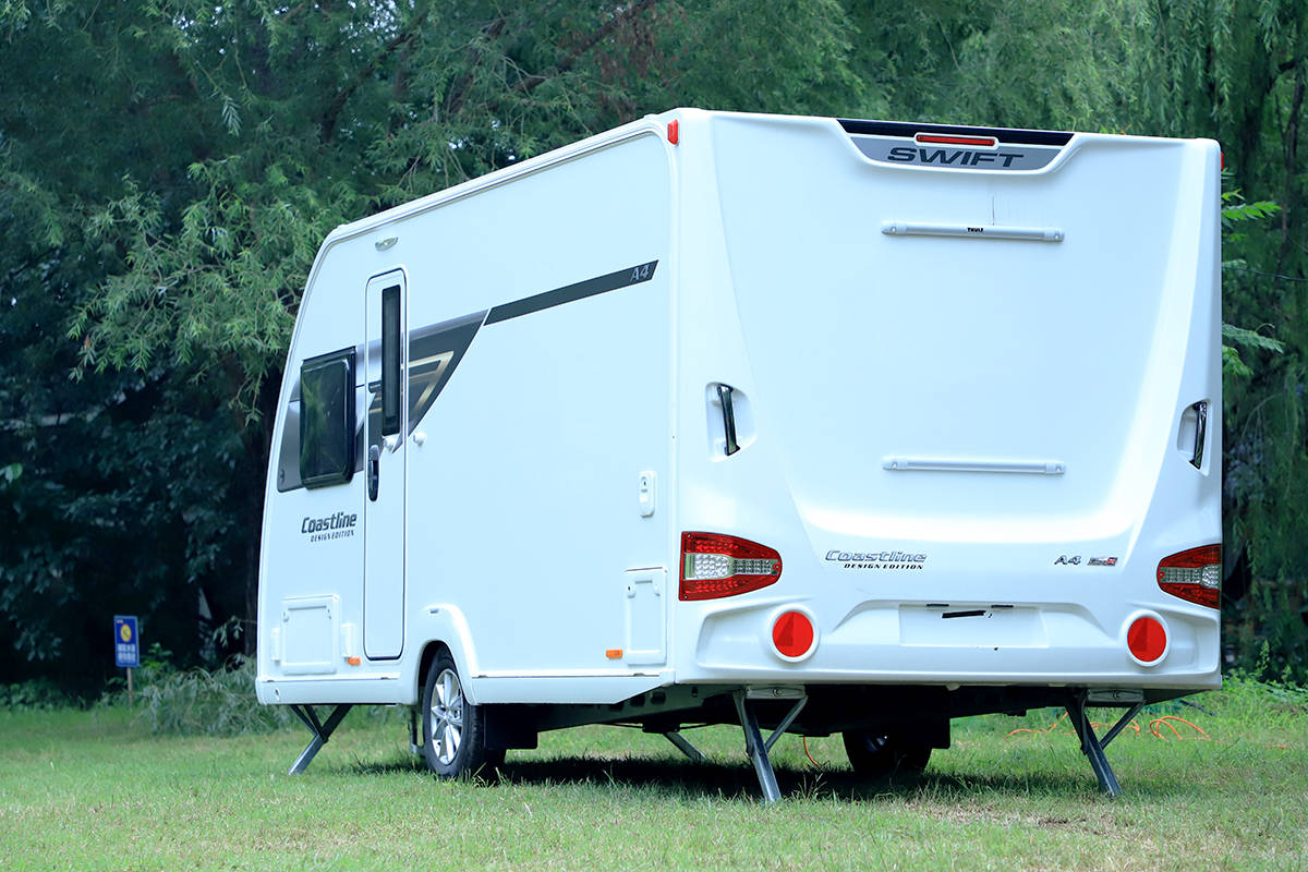 Alpine4 英国斯威夫特SWIFT SPRITE ALPINE4北京总代房车专营店户外首选车型拖挂式房车_搜狐汽车_搜狐网