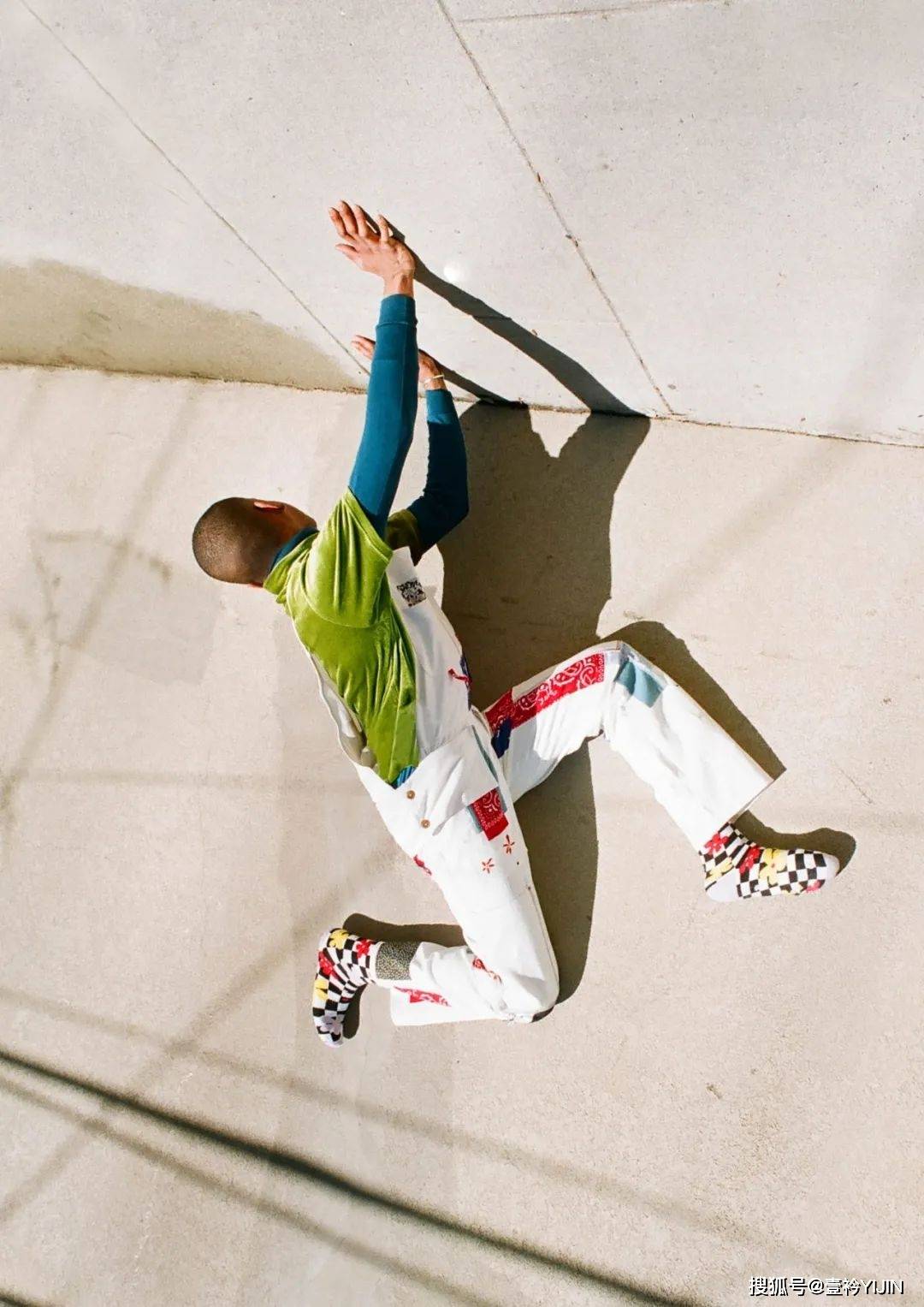 品牌|这年头，连狗都要做个时尚圈的「局外人」