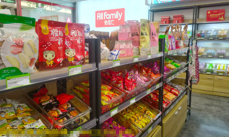 创业|选择怡佳仁零食店需要考虑哪些因素？