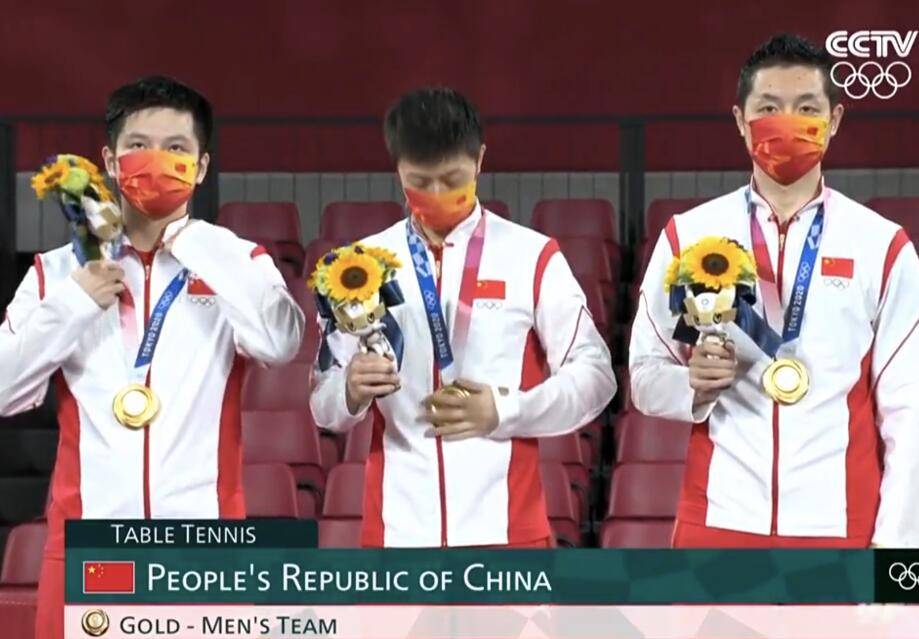 国乒三|张本获铜牌低头沉默！国乒三魔王举手欢呼，马龙C位刘国梁满意点头
