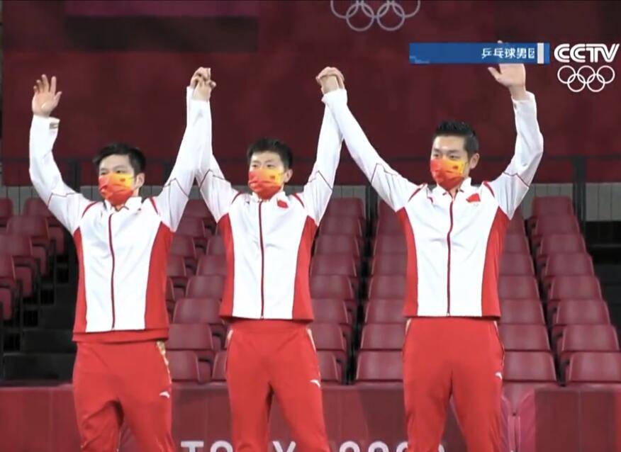 国乒三|张本获铜牌低头沉默！国乒三魔王举手欢呼，马龙C位刘国梁满意点头