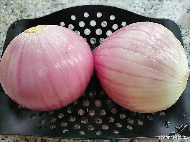 香菜|同是洋葱,“紫皮”和“白皮”有啥区别?菜农:知道后别再乱买了