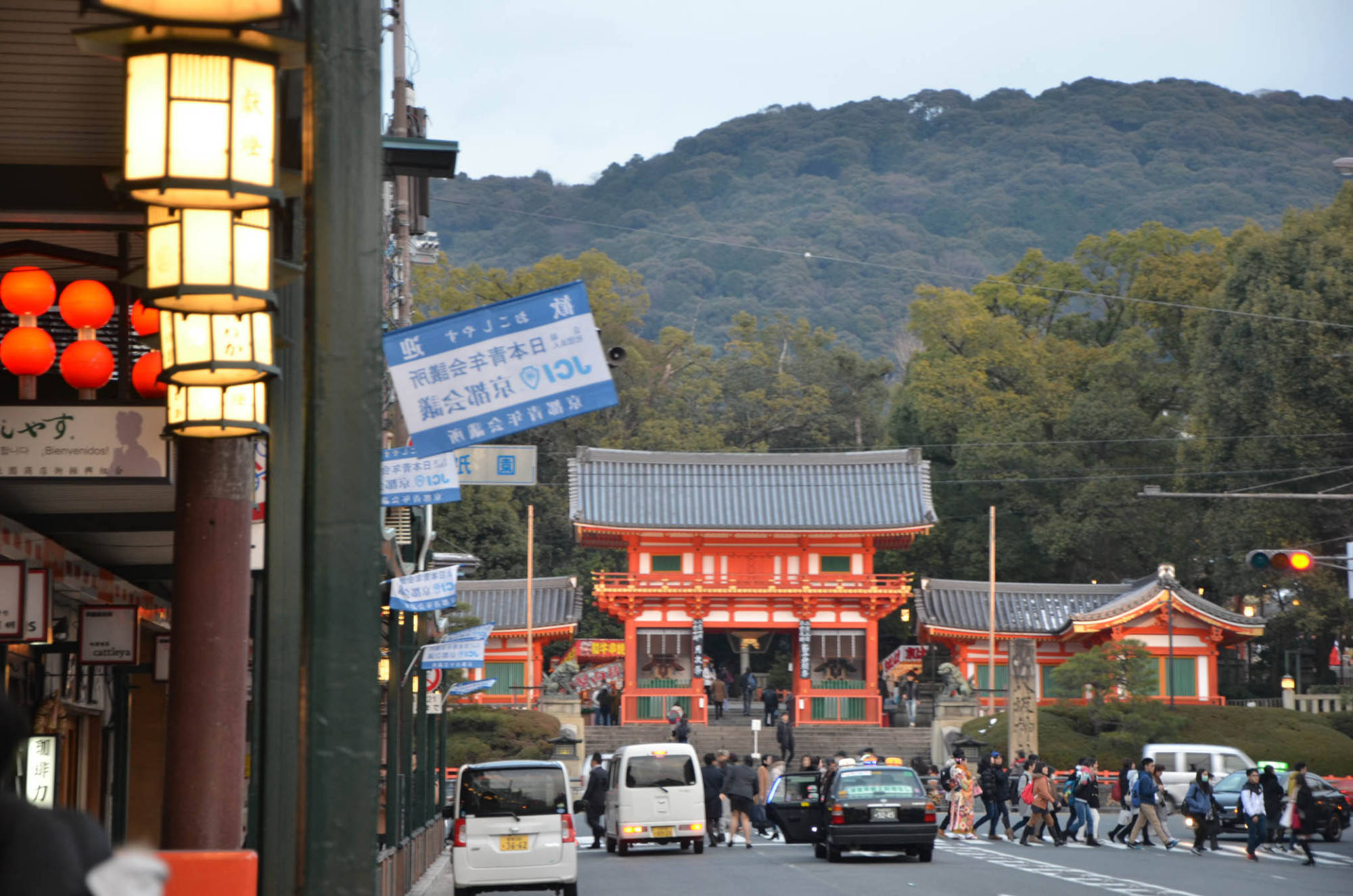 八坂神社，遇见京都最柔美的夜色