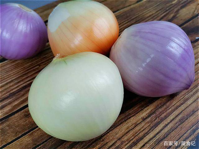 香菜|同是洋葱,“紫皮”和“白皮”有啥区别?菜农:知道后别再乱买了