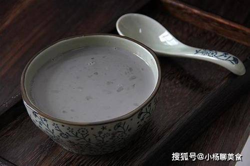 都得先|女人若不想老得太快，早餐喝它，比牛奶强，口感香滑，越喝越年轻