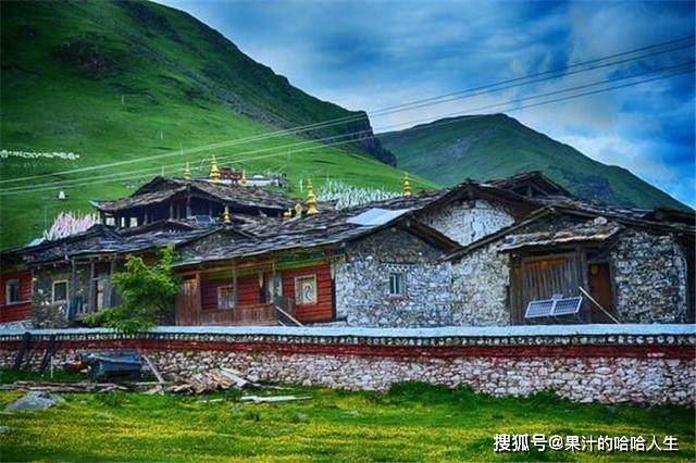 与世隔绝的藏族古村落，藏民用石头建房屋，一直守护着一个秘密